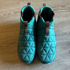 Teva Women's Quilted Turquoise Slippers